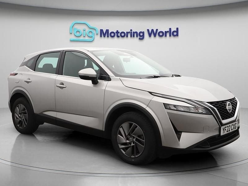 Silver Used 2022 Nissan Qashqai Acenta Premium SUV | £15,800 (Good price) - Image 1/4