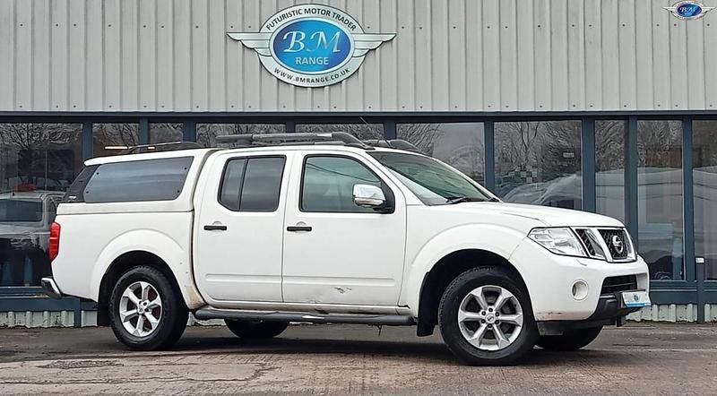 White Used 2013 Nissan Navara Tekna Pickup | £5,500 (Fair price) - Image 1/4