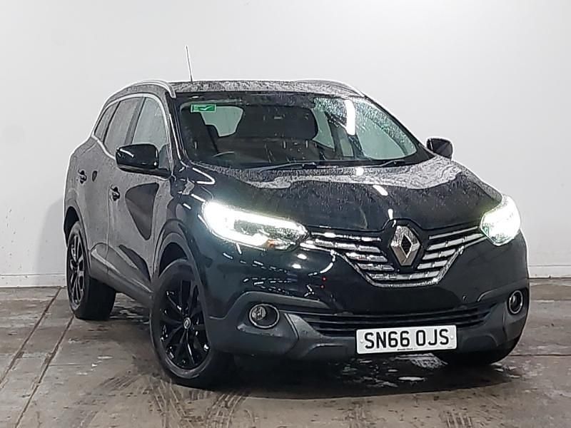 Black Used 2016 Renault Kadjar Dynamique SUV | £6,998 (Fair price) - Image 1/4