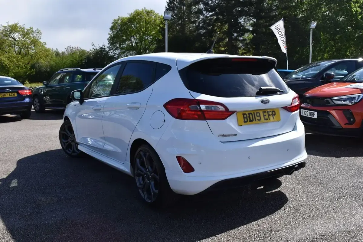 Used Ford Fiesta ST-Line 125 HP (91 kW) 2019 White Hatchback