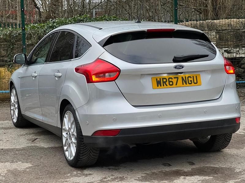 Used Ford Focus Titanium X 120 HP (88 kW) 2017 Silver Hatchback