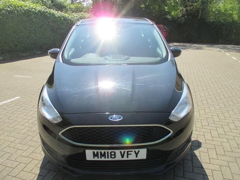 Usado Ford C-MAX Zetec 125 HP (91 kW) 2018 Preto Monovolume