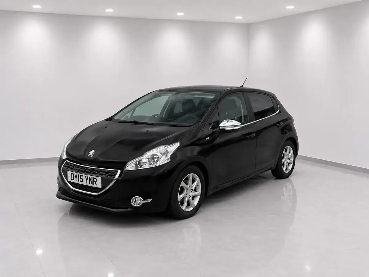 Used Peugeot 208 Style 82 HP (60 kW) 2015 Black Hatchback