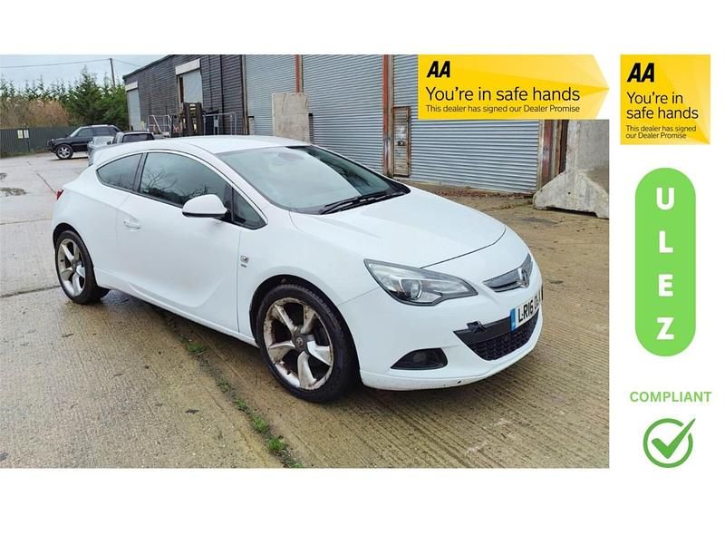 White Used 2016 Vauxhall Astra GTC SRi Hatchback | £4,499 (Fair price) - Image 1/4