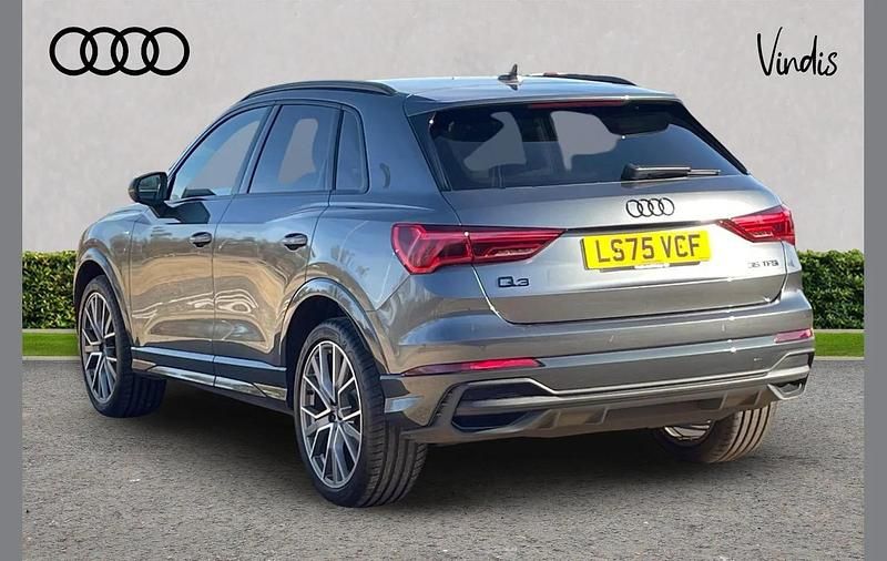 Ny Audi Q3 Black Edition 150 HK (110 kW) 2025 Grå SUV