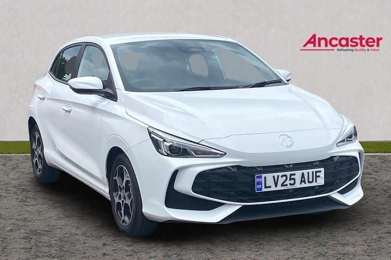 White Used 2024 MG MG3 SE Hatchback | £14,495 (Good price) - Image 1/4