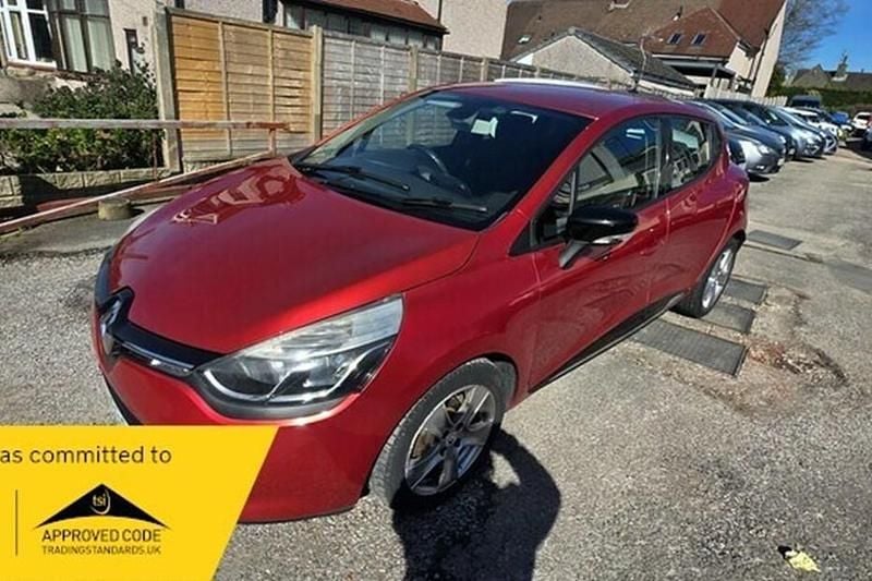 Used Renault Clio IV Dynamique 75 HP (55 kW) 2013 Hatchback
