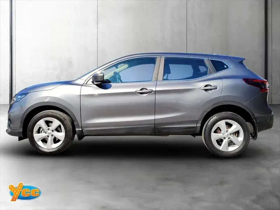 Used Nissan Qashqai Acenta Premium 140 HP (102 kW) 2019 Grey SUV