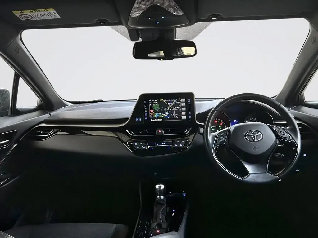 Used Toyota C-HR 122 HP (89 kW) 2019 Blue SUV