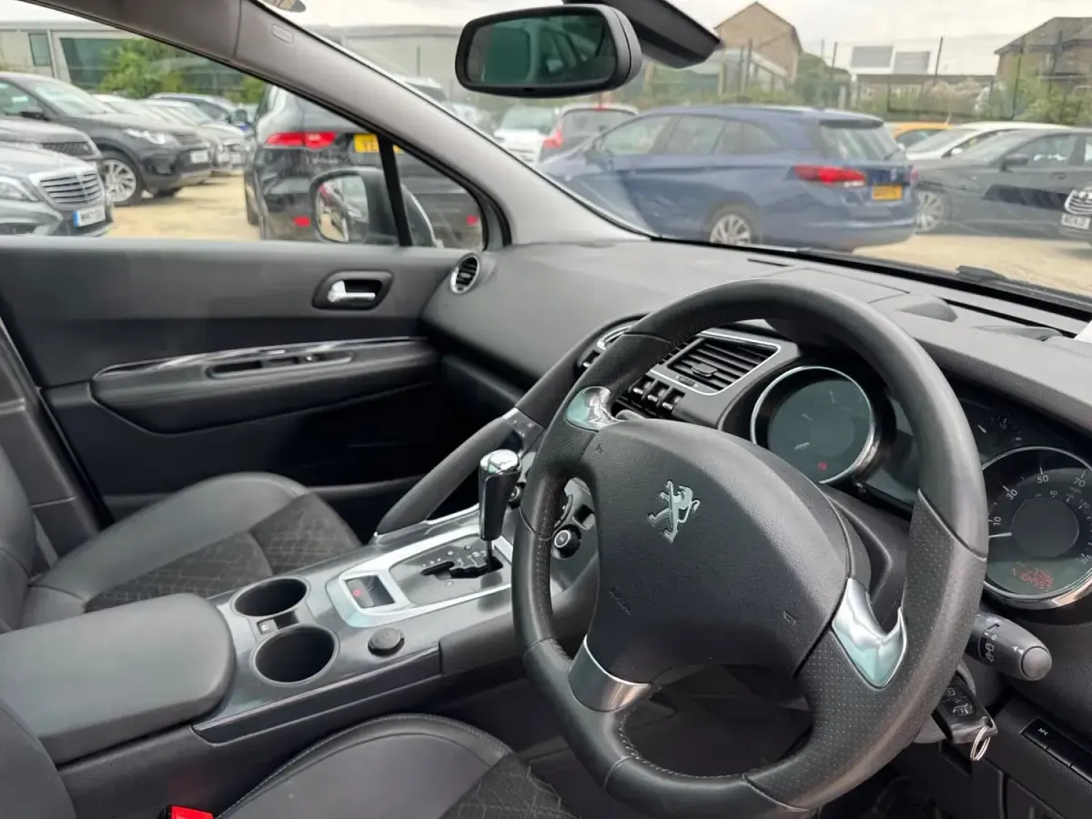 Used Peugeot 3008 Allure 163 HP (119 kW) 2014 Silver Estate