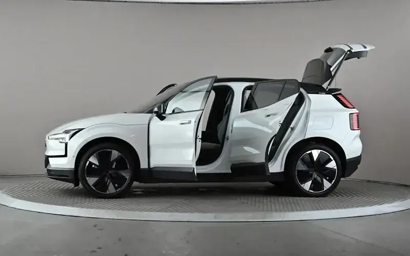Used Volvo EX30 Performance 314 kW (428 HP) 2024 White SUV