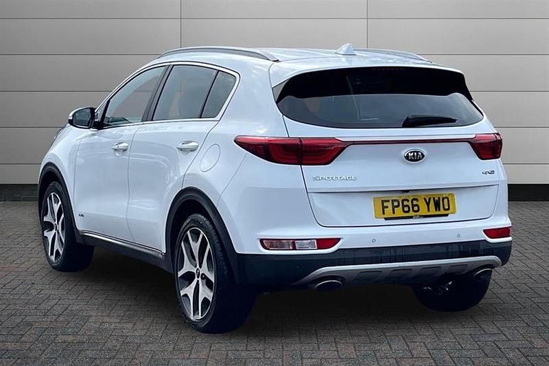 Used Kia Sportage GT-Line 174 HP (127 kW) 2016 White SUV