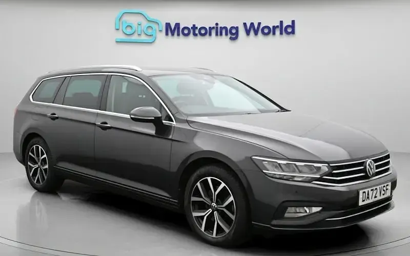 Used VW Passat SEL 150 HP (110 kW) 2022 Estate