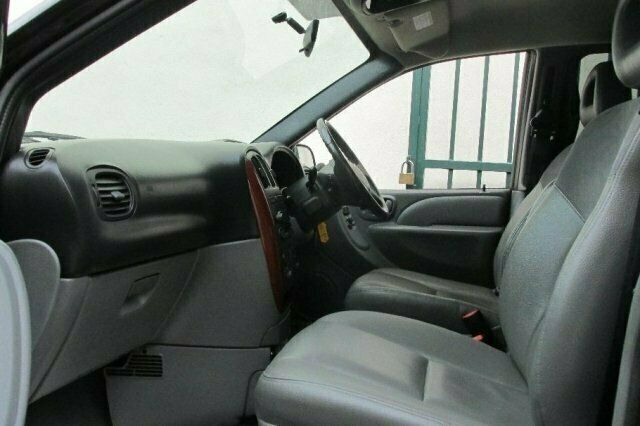 Used Chrysler Grand Voyager 2005 MPV