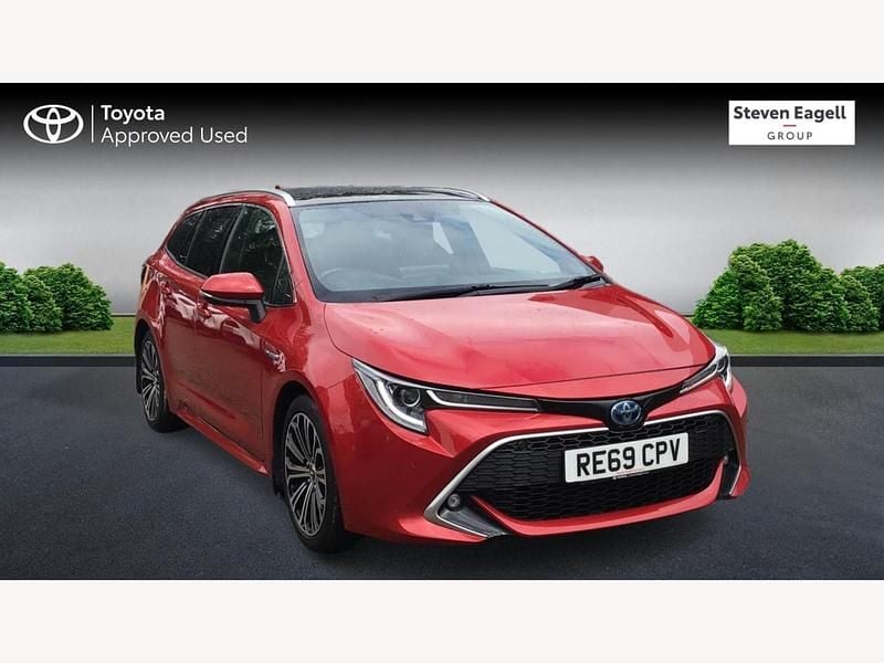 Red Used 2019 Toyota Corolla Estate | £14,530 (Fair price) - Image 1/3