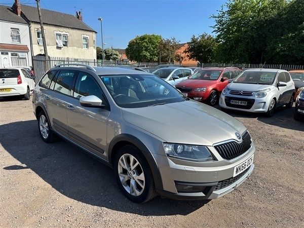 Beige Used 2016 Skoda Octavia Estate | £3,999 (Fair price) - Image 1/1