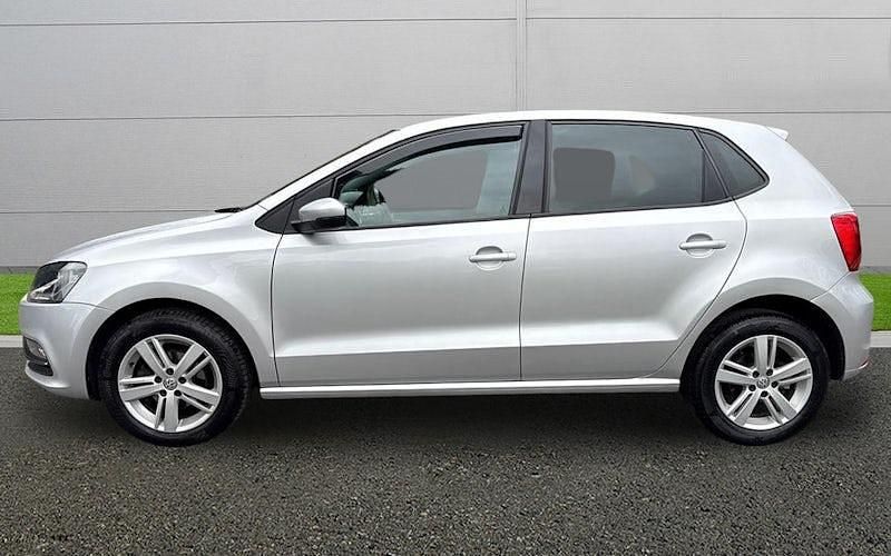 Used VW Polo Edition 90 HP (66 kW) 2017 Silver Hatchback