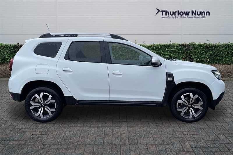 Used Dacia Duster Prestige 130 HP (95 kW) 2022 White SUV