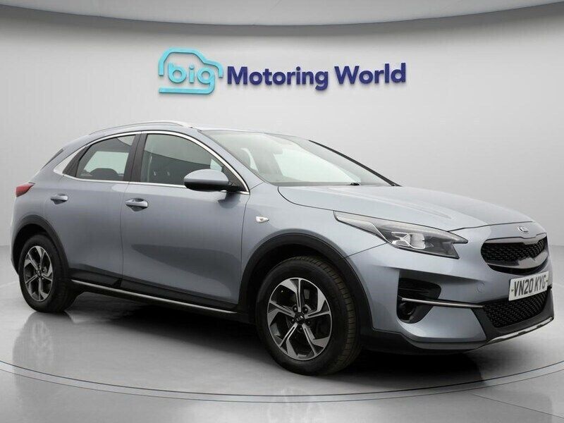 Silver Used 2020 Kia XCeed 2 SUV | £10,400 (Good price) - Image 1/4