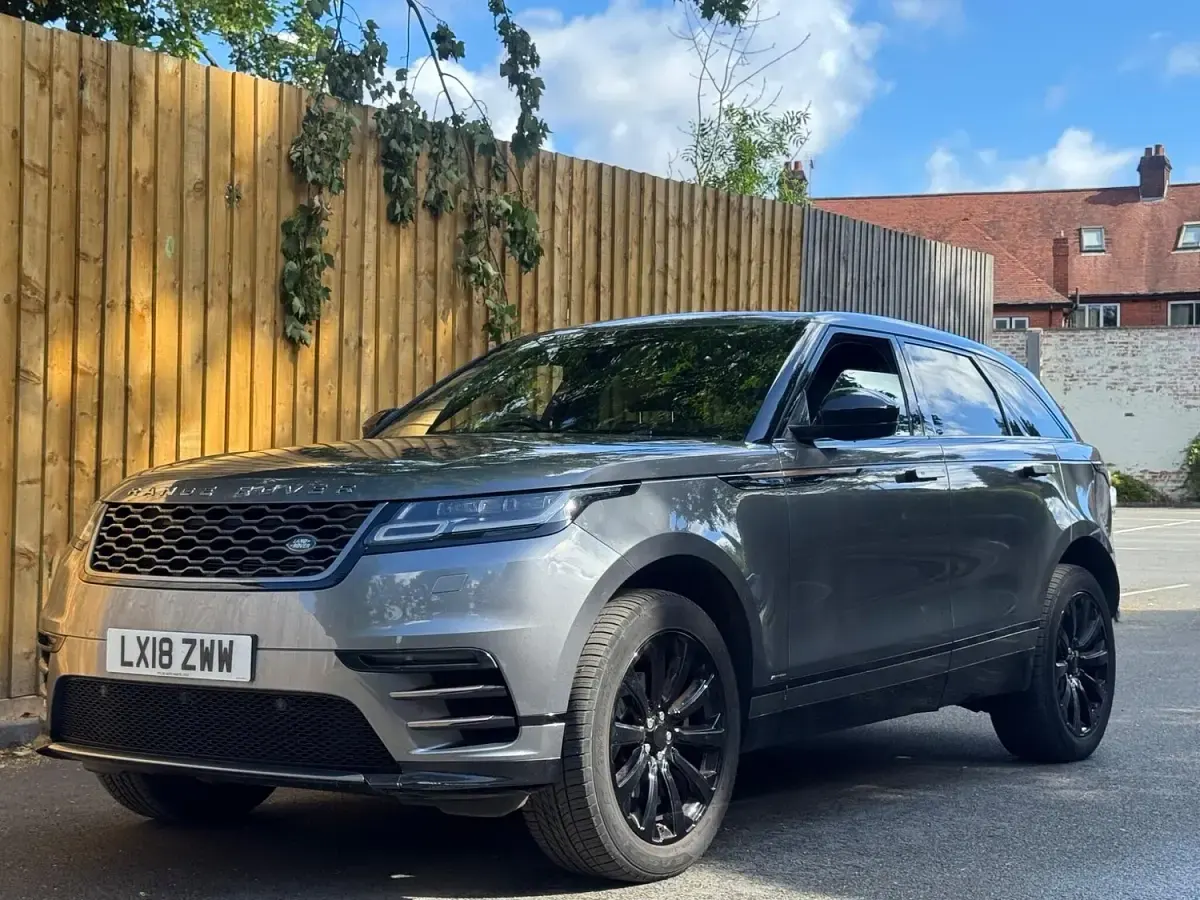 Used Land Rover Range Rover Velar R-Dynamic 177 HP (130 kW) 2018 Grey SUV
