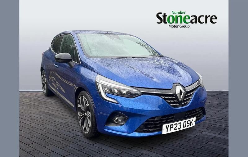 Used Renault Clio V Techno 88 HP (64 kW) 2023 Blue Hatchback