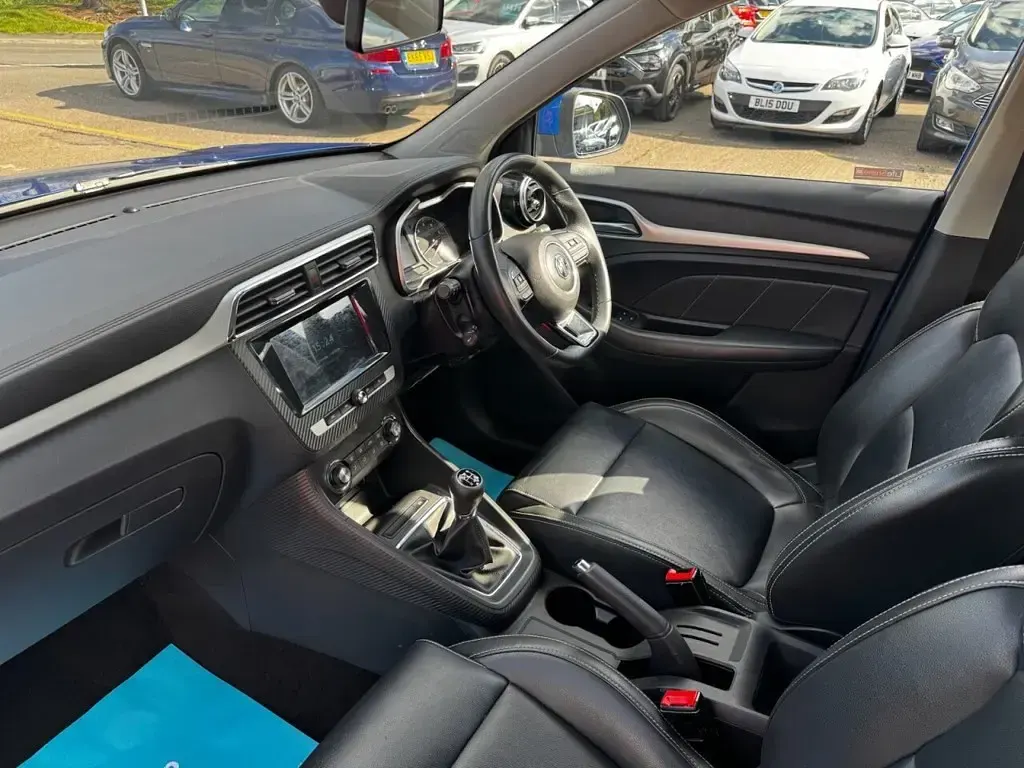 Used MG ZS 106 HP (77 kW) 2019 Blue SUV
