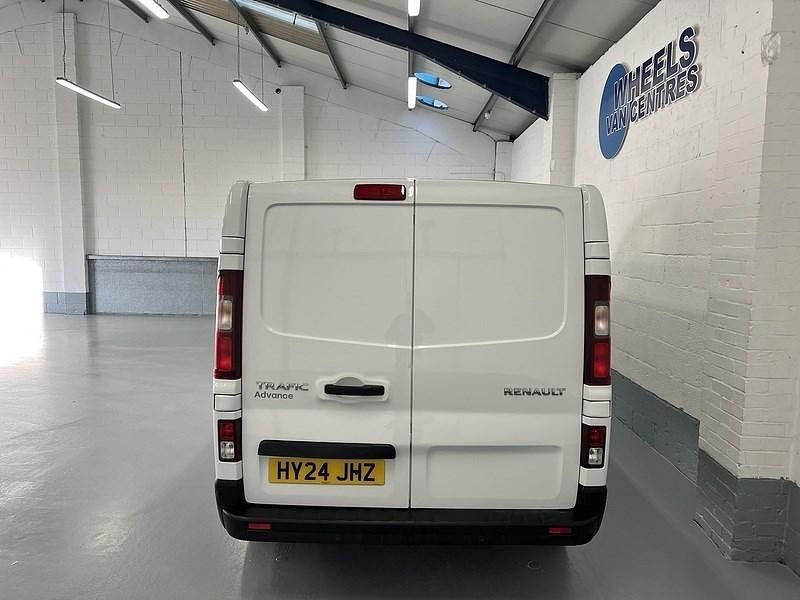 Used Renault Trafic 2024 White MPV