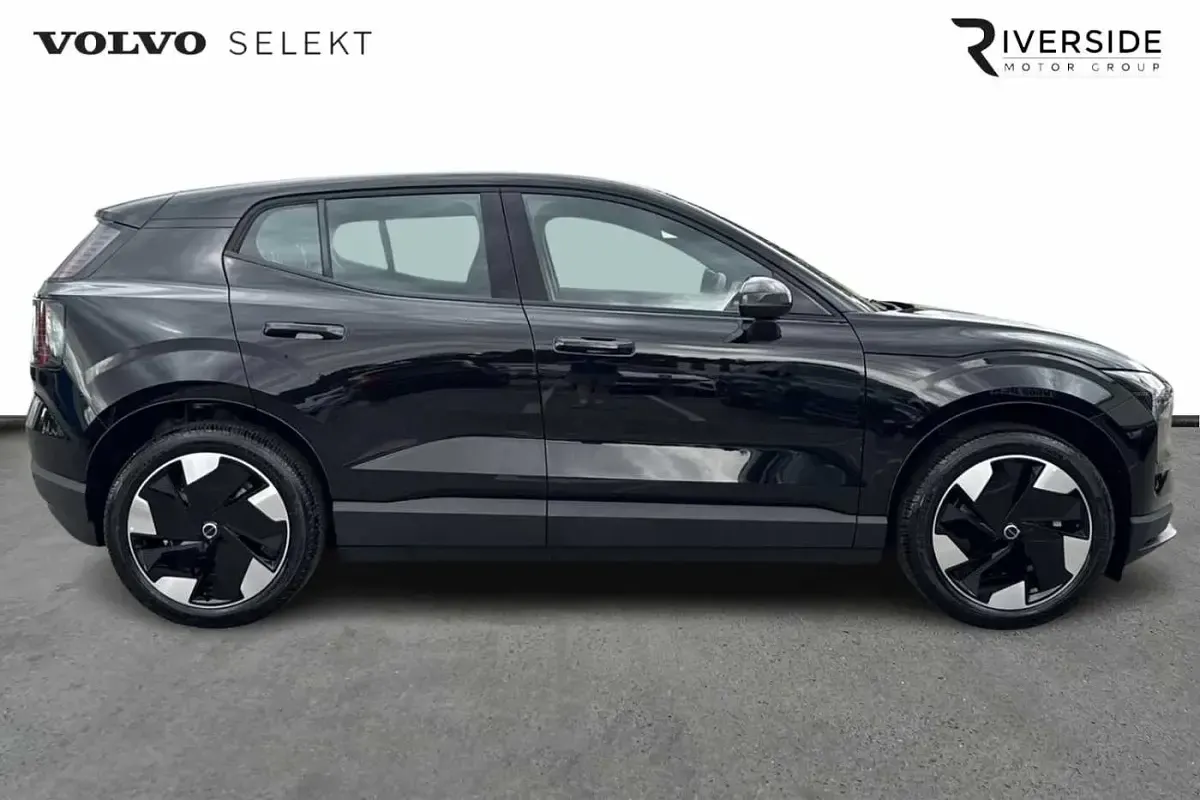 New Volvo EX30 Plus 200 kW (272 HP) 2026 Crystal white SUV