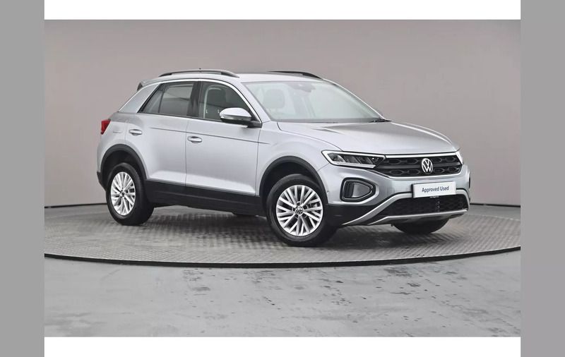 Silver Used 2024 VW T-Roc Life SUV | £20,125 (Good price) - Image 1/4
