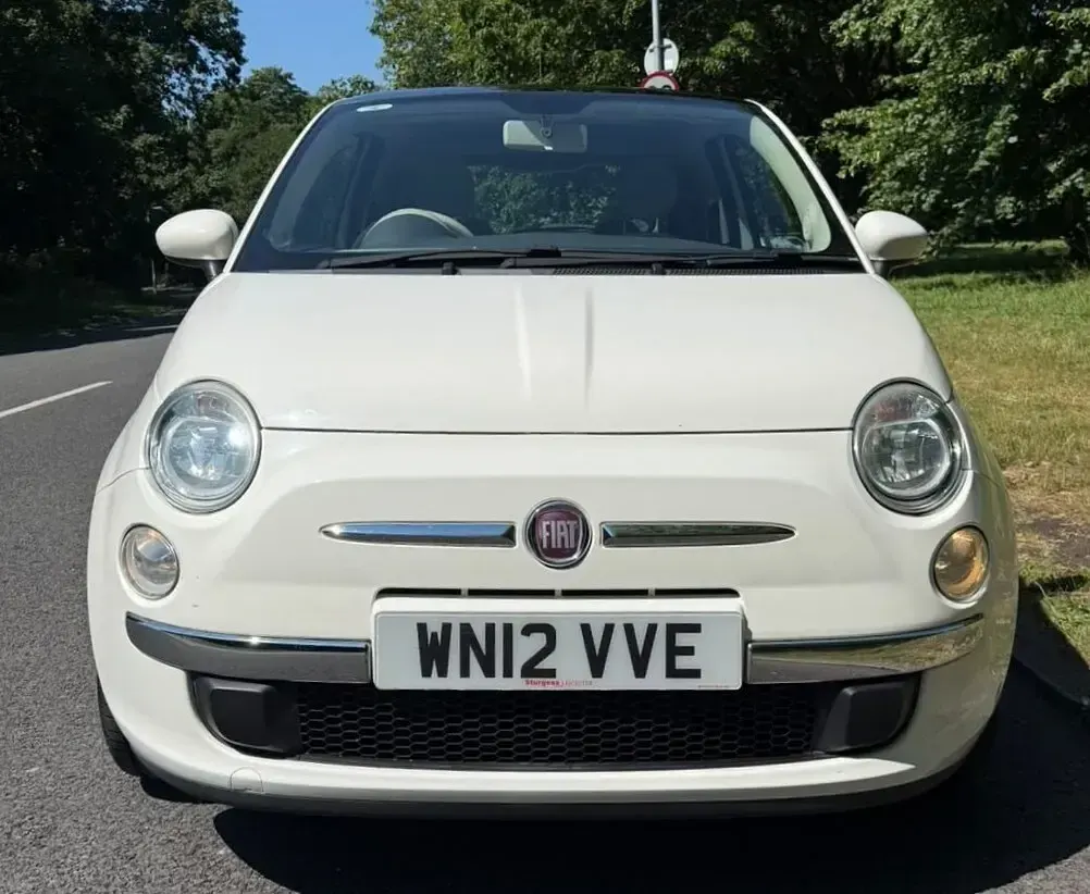 Used Fiat 500 Lounge 69 HP (50 kW) 2012 White Hatchback