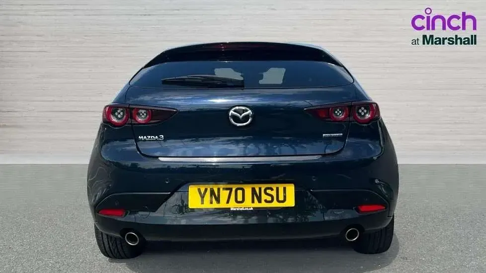 Usado Mazda 3 Inclusive 122 HP (89 kW) 2020 Azul Citadino