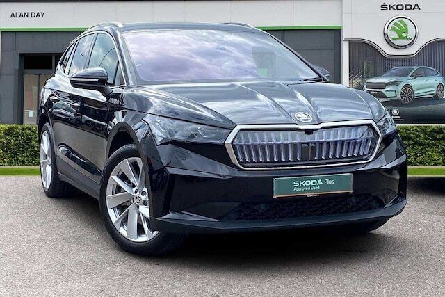 Black magic pearl effect Used 2024 Skoda Enyaq iV SUV | £29,399 (Good price) - Image 1/4