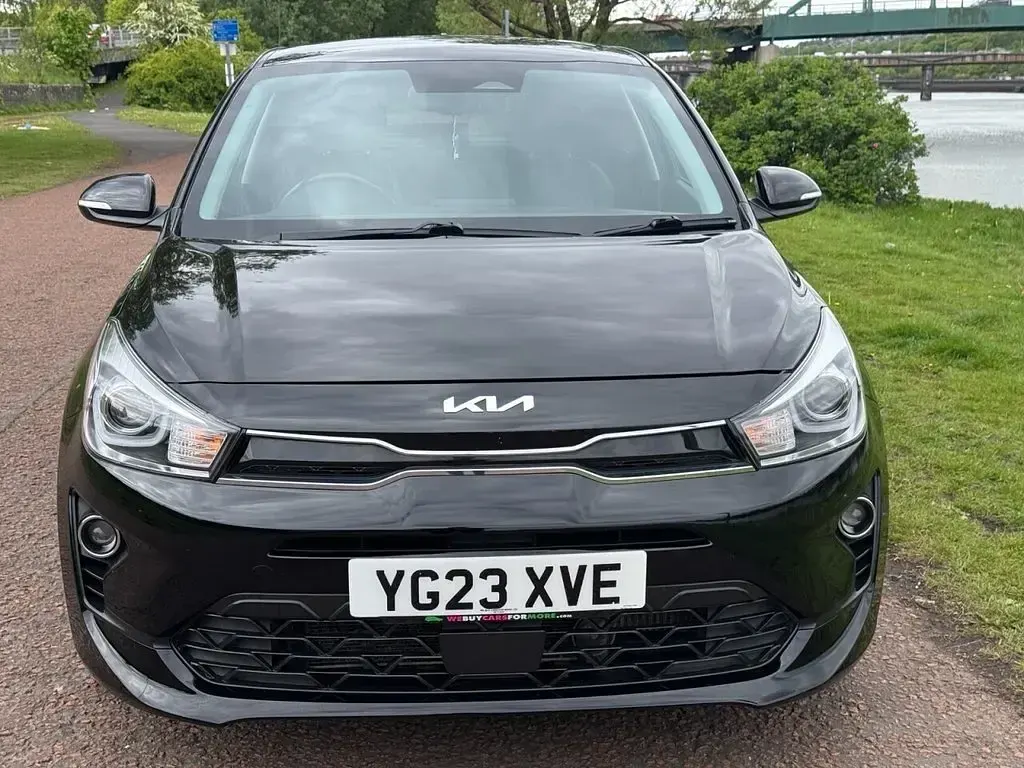 Used Kia Rio 118 HP (86 kW) 2023 Black Hatchback
