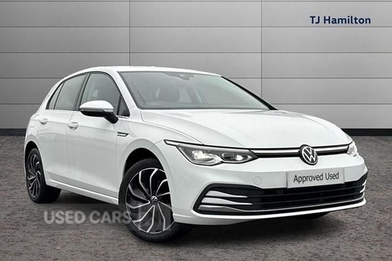 Used VW Golf VIII Style 150 HP (110 kW) 2023 White Hatchback