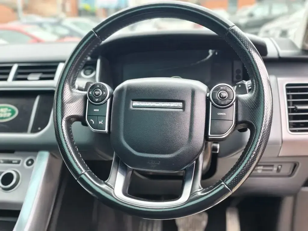 Used Land Rover Range Rover Sport HSE 306 HP (225 kW) 2015 Grey SUV