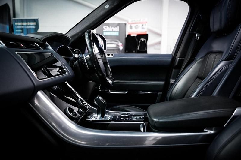 Second-hand Land Rover Range Rover Sport Autobiography Dynamic 525 CP (386 kW) 2018 Albastru SUV