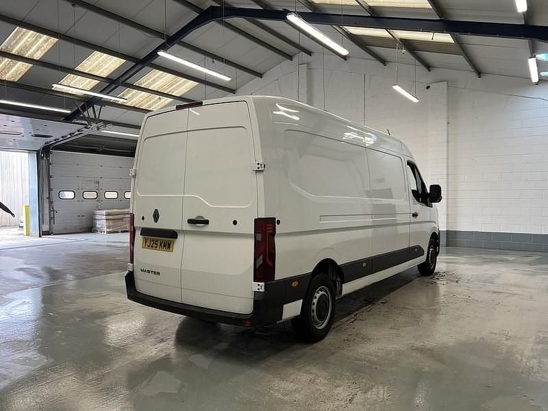 Used Renault Master 2025 White MPV