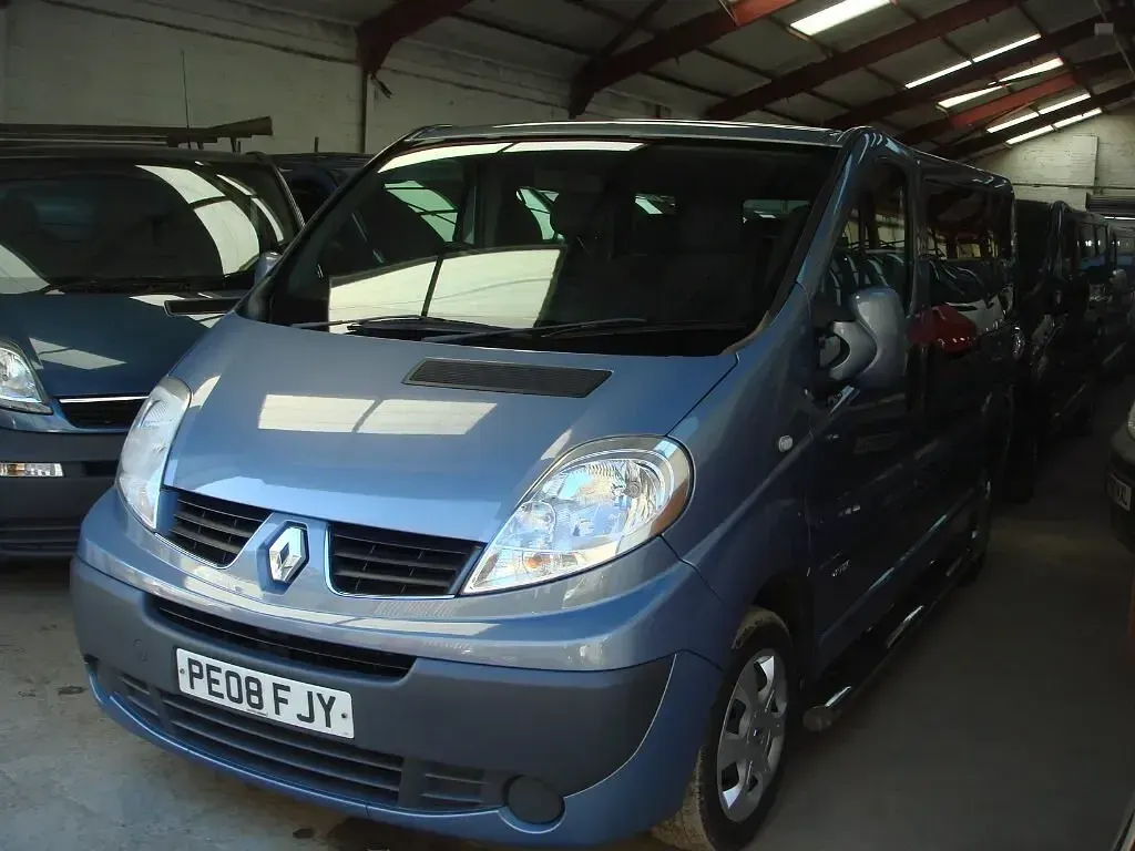 Used Renault Trafic 2008 Blue MPV