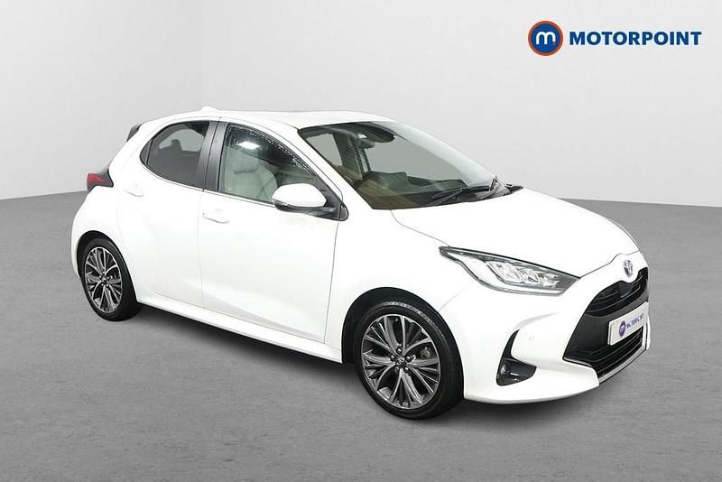 Used Toyota Yaris Hybrid 2022 White Hatchback