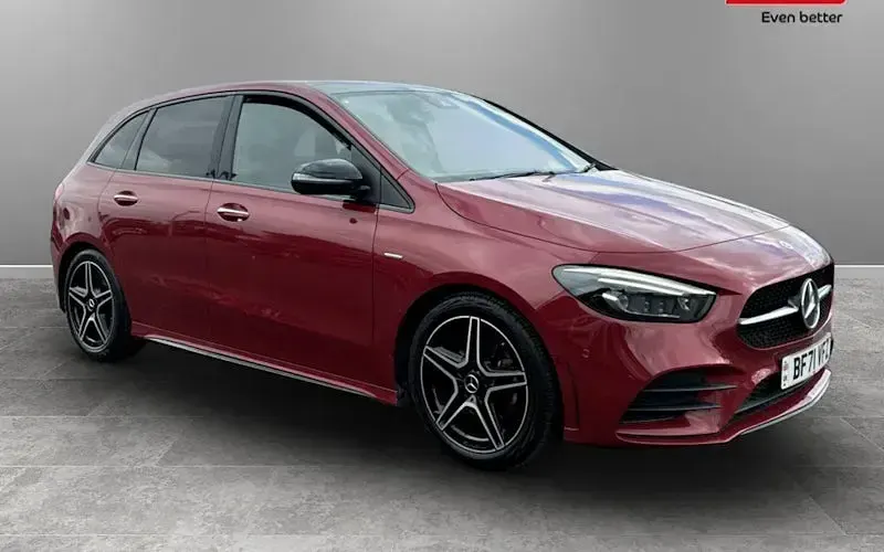 Used Mercedes B200 AMG line 163 HP (119 kW) 2021 Hatchback