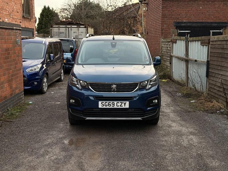 Second-hand Peugeot Rifter Allure 2019 Albastru Monovolum