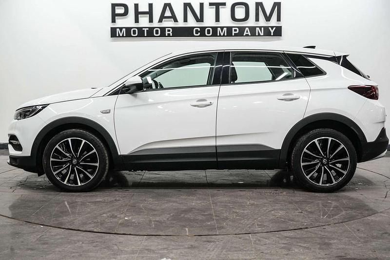 Used Vauxhall Grandland X Elite 2020 White SUV