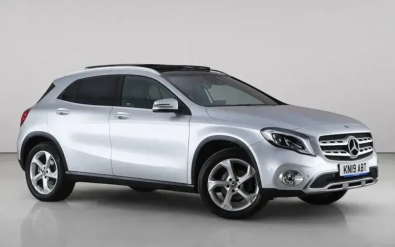 Used Mercedes GLA200 Premium Plus 156 HP (114 kW) 2019 SUV
