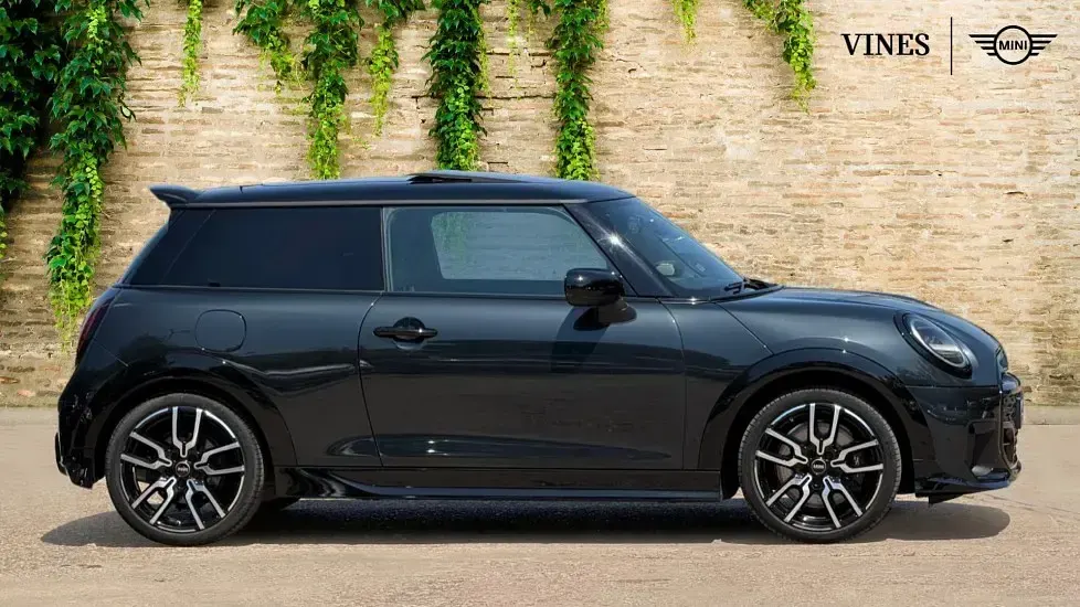 Used Mini Cooper Hatch 154 HP (113 kW) 2024 Grey Hatchback