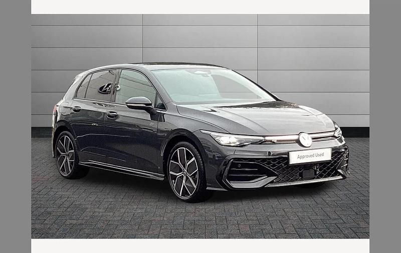 New VW Golf VIII Black Edition 150 HP (110 kW) 2025 Grey Hatchback