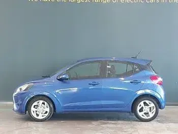 Used Hyundai i10 SE 67 HP (49 kW) 2020 Blue Hatchback
