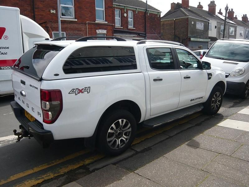 Used Ford Ranger Wildtrack 200 HP (147 kW) 2017 White Pickup
