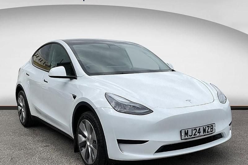 Used 2024 Tesla Model Y SUV | £25,990 (Fair price) - Image 1/1