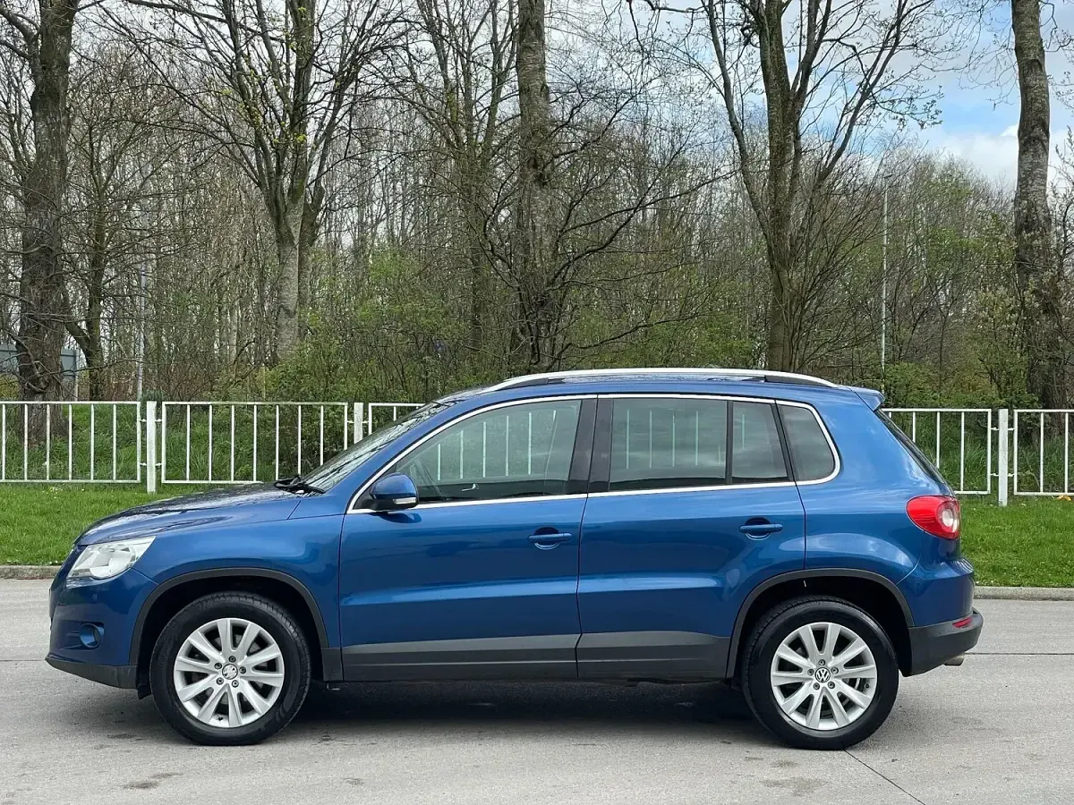 Used VW Tiguan SE 140 HP (102 kW) 2009 Blue SUV