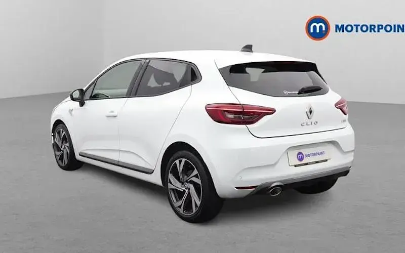 Used Renault Clio RS Line 90 HP (66 kW) 2023 White Hatchback